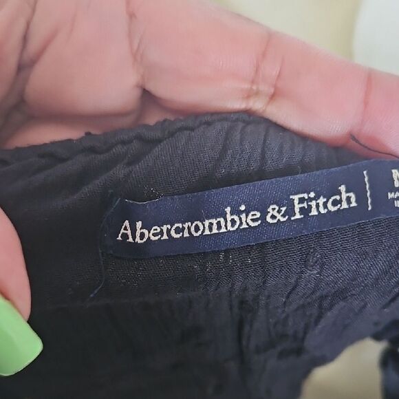 Abercrombie & Fitch Black Ruffled Tie Front Camisole - Picture 2 of 16